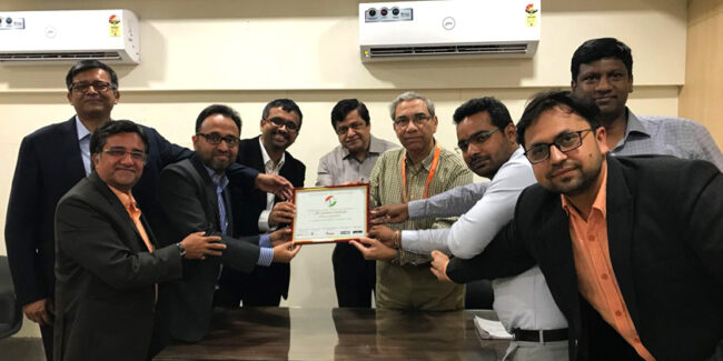 HIA Presenting Mr.Gautam Chatterjee (Chairman, Maharashtra RERA) with Honorary Membership HIA Presenting Mr.Gautam Chatterjee (Chairman, Maharashtra RERA) with Honorary Membership